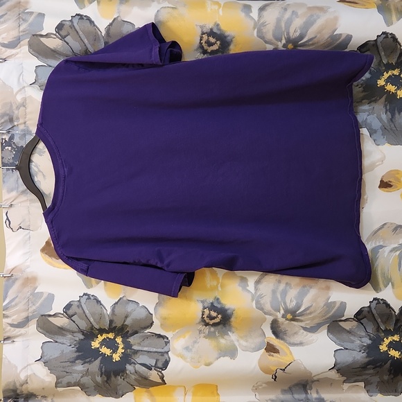 Nursing Life tshirt, purple, size Large - Picture 6 of 6